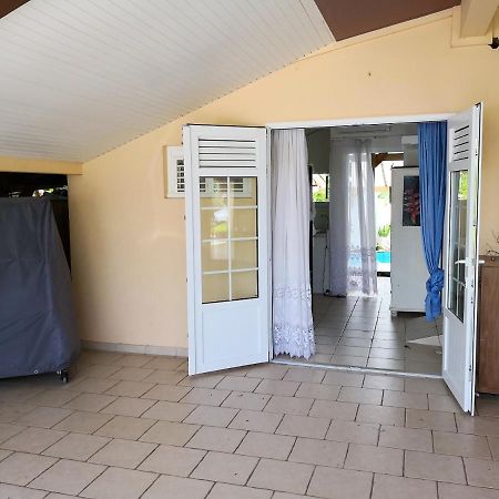 Appartement Moderne A Le Lamentin Avec Piscine Partagee 20M² エクステリア 写真